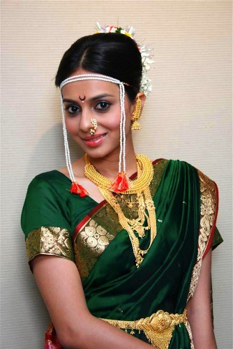 A tamil kinézetű Nauvari Saree