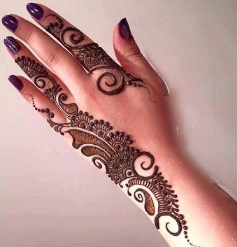 Arabisk baghånd Mehndi Design