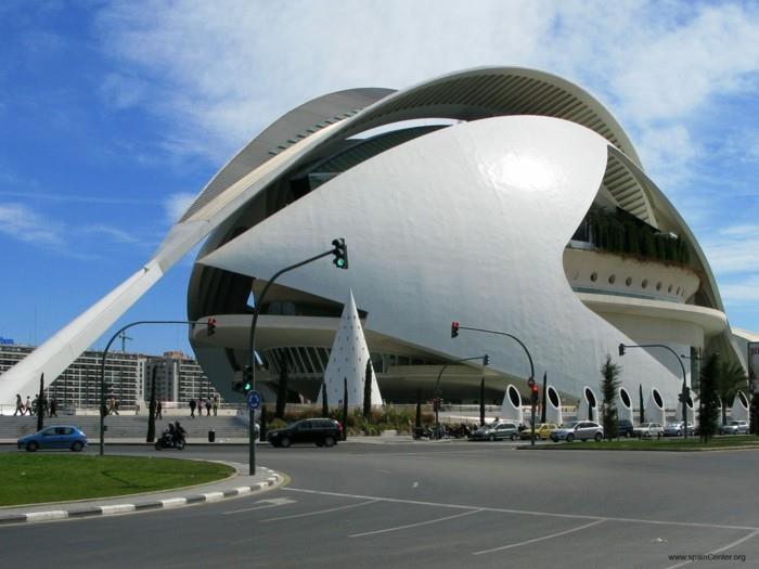 Ciudad de las Artes y de las Ciencias Espanja ulkokatu