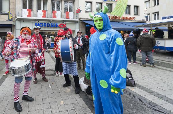 Carnival Köln ideoita puvut