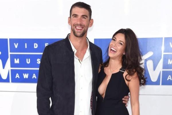 Michael Phelps Nicole Johnson on vanhemmat kolmannen kerran