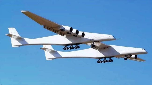 Stratolaunch, maailman suurin lentokone, läpäisi koelennon täydellä menestyksellä