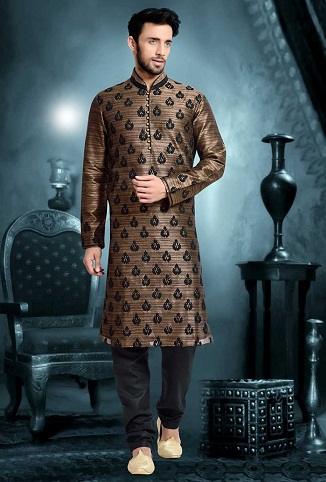 Broderet Silk Kurta Pyjama