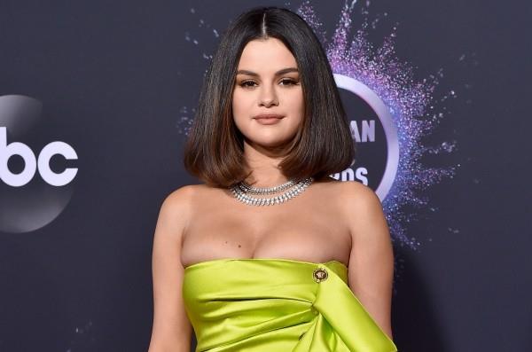 selena gomez joulu julkkis uutiset